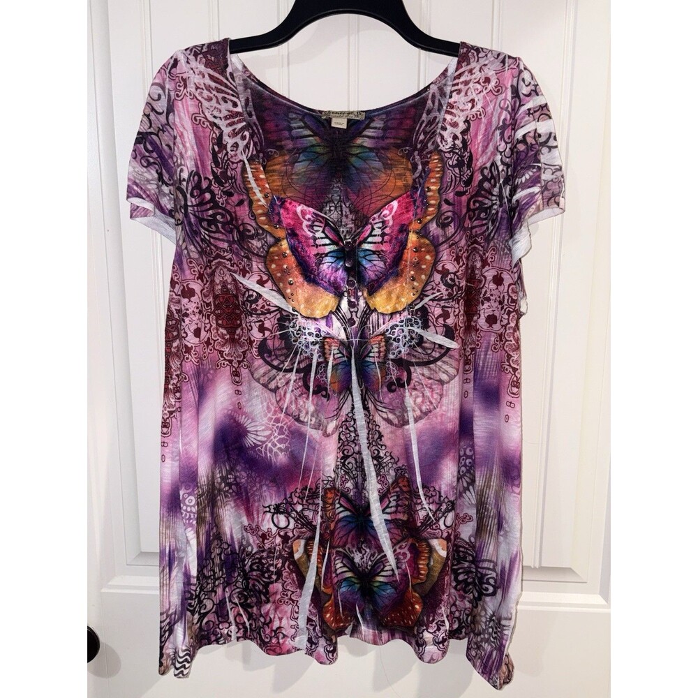 Energe World Wear 1x Plus Y2K Butterfly Sweetheart Neck Top